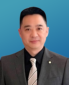 李信伟